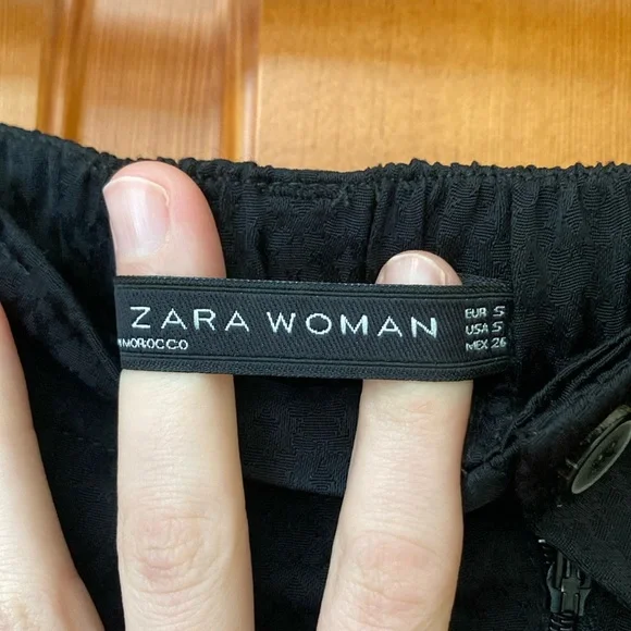 Zara Black Dress Pants NWPT Size small very lightweight pretty subtle design - Picture 2 of 6